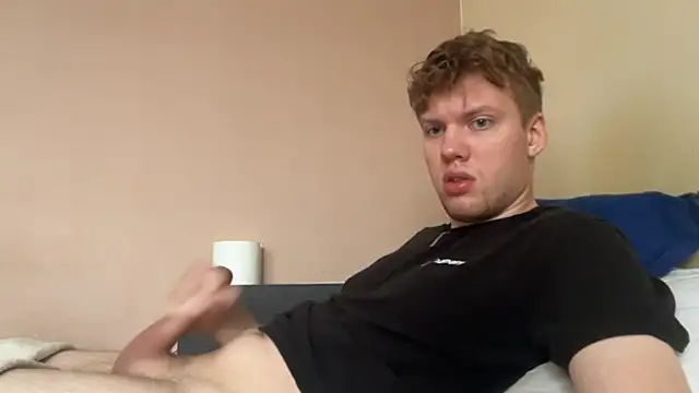 Snapshot of sexybooii6968 chatting on November 2025 10:47:01 AM sexybooii6968 online show from November 2025 10:47:01 AM