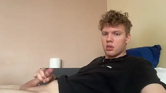 Snapshot of sexybooii6968 chatting on November 2025 10:41:02 AM sexybooii6968 online show from November 2025 10:41:02 AM