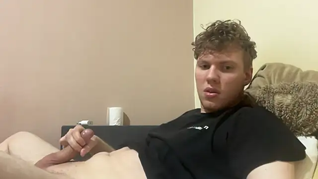 Snapshot of sexybooii6968 chatting on November 2025 09:37:01 PM sexybooii6968 online show from November 2025 09:37:01 PM