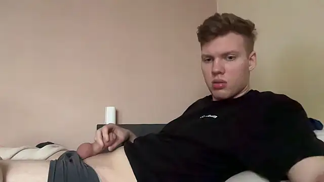 Snapshot of sexybooii6968 chatting on February 2026 01:20:01 PM sexybooii6968 online show from February 2026 01:20:01 PM