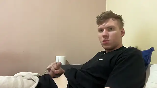 Snapshot of sexybooii6968 chatting on February 2026 03:51:02 PM sexybooii6968 online show from February 2026 03:51:02 PM