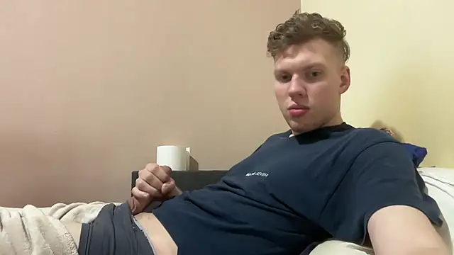 Snapshot of sexybooii6968 chatting on February 2026 09:38:02 PM sexybooii6968 online show from February 2026 09:38:02 PM