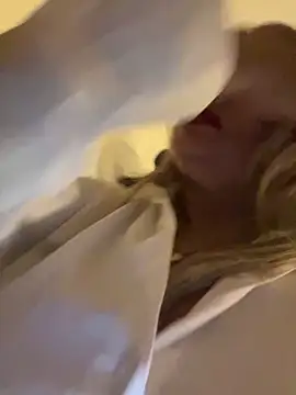 Snapshot of scarlett_sexx69 chatting on February 2026 11:39:01 AM scarlett sexx69 online show from February 2026 11:39:01 AM