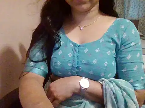 Pinky 4 online show from September 2025 01:18:01 AM