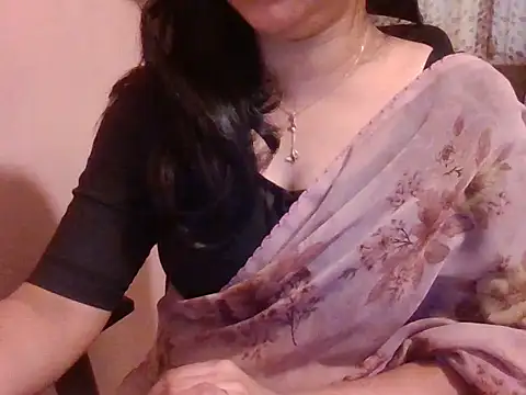 Pinky 4 online show from April 2026 05:01:02 AM