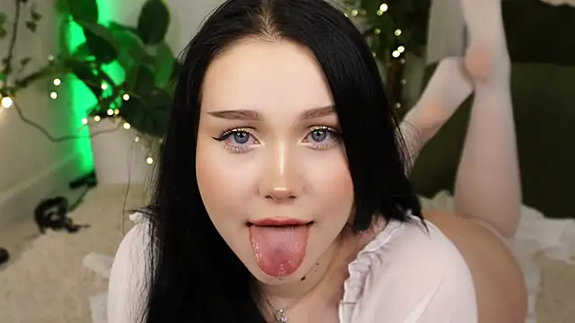 ScarletBlaze online show from January 2025 06:17:02 PM