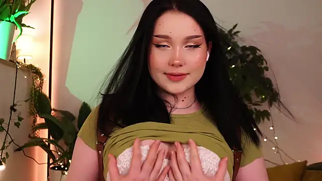 ScarletBlaze online show from March 2025 06:08:02 PM