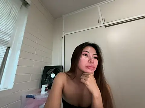Snapshot of pinay6969 chatting on April 2026 04:31:02 PM pinay6969 online show from April 2026 04:31:02 PM