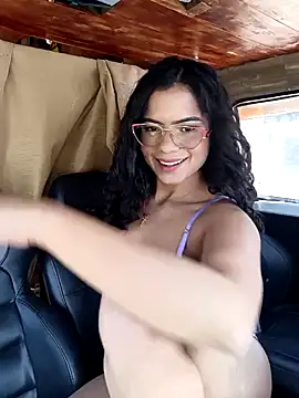 Simone Miller online show from January 2025 04:33:01 PM