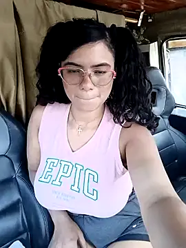 Simone Miller online show from January 2025 09:08:02 PM