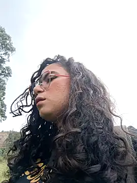 Simone Miller online show from February 2025 02:24:01 PM