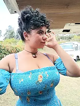 Simone Miller online show from September 2025 05:23:01 PM