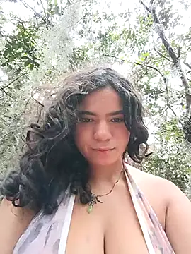 Simone Miller online show from September 2025 03:50:01 PM