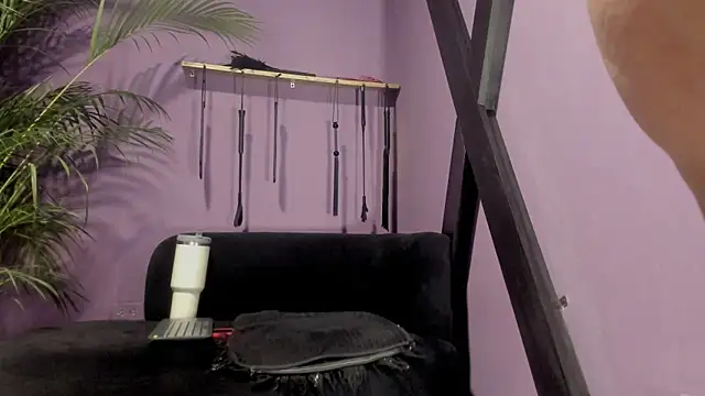 kathe hot online show from April 2026 07:20:02 PM