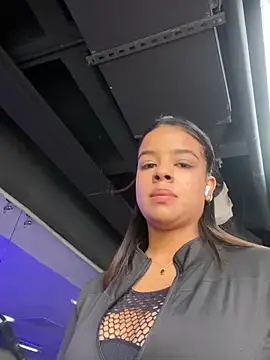 trianawhite online show from January 2025 08:04:01 PM