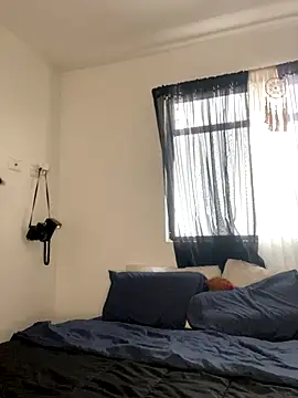 trianawhite online show from September 2025 03:34:01 PM