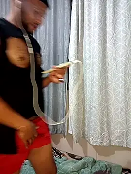 Snapshot of eatxaxa chatting on February 2025 02:15:01 AM eatxaxa online show from February 2025 02:15:01 AM