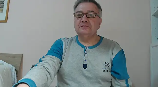 YOU6me online show from January 2025 05:53:01 PM