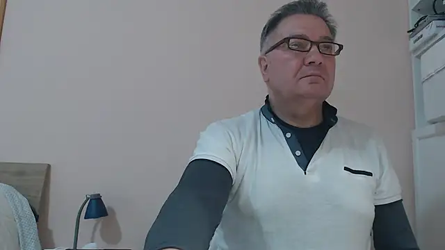 YOU6me online show from February 2025 10:23:01 AM