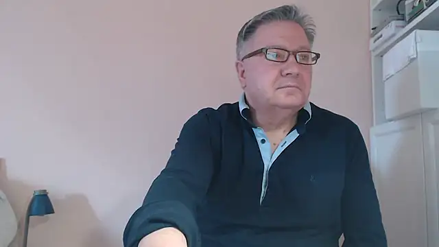 YOU6me online show from March 2025 10:17:01 AM