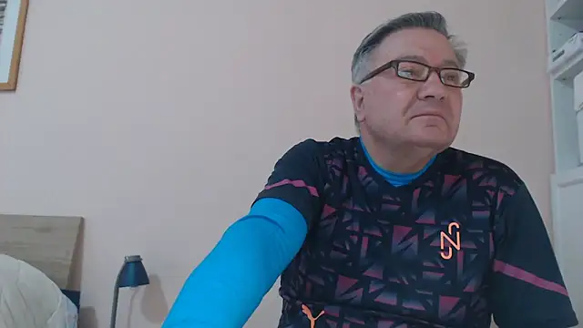 YOU6me online show from March 2025 08:47:02 AM