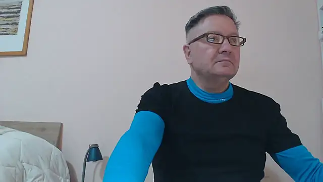 YOU6me online show from March 2025 05:58:01 PM