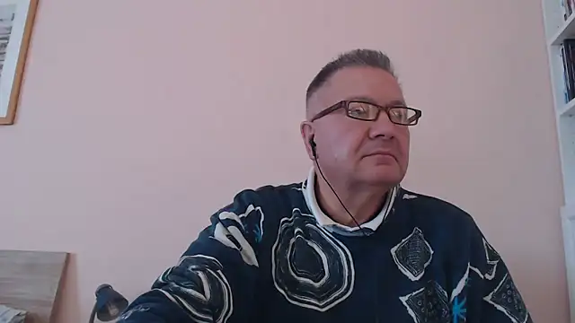 YOU6me online show from October 2025 01:01:01 PM