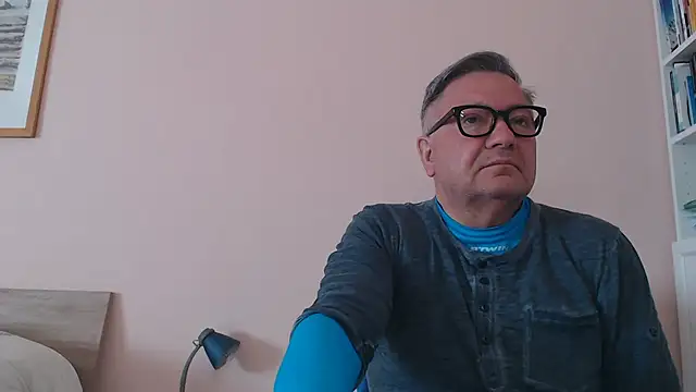 YOU6me online show from April 2026 07:11:01 AM