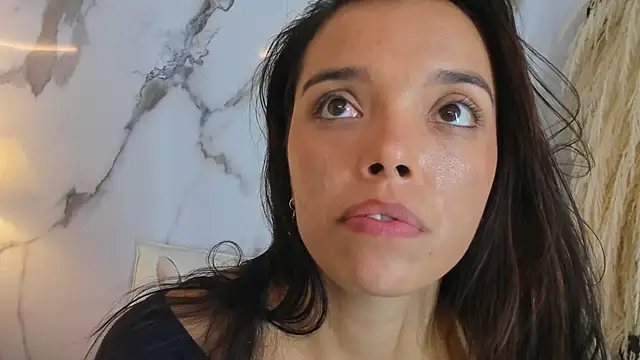 hannahill69 online show from February 2025 04:34:01 AM