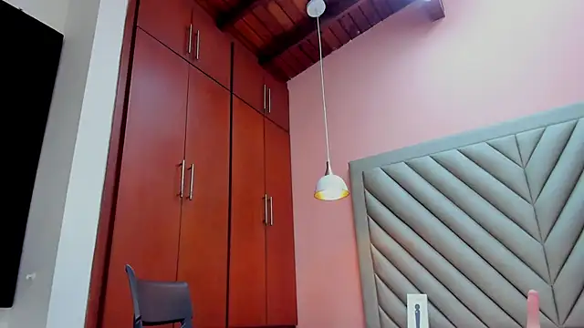 Snapshot of ValerySex_ chatting on March 2025 03:02:02 AM ValerySex online show from March 2025 03:02:02 AM