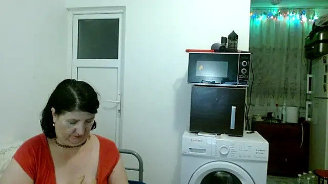 Snapshot of RidemerafSuzana chatting on December 2024 06:28:01 PM RidemerafSuzana online show from December 2024 06:28:01 PM