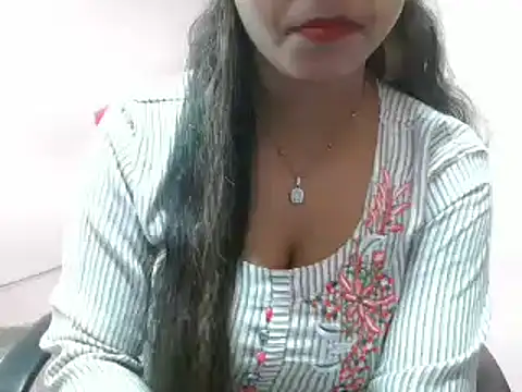 LovingPihu online show from February 2025 08:22:01 AM