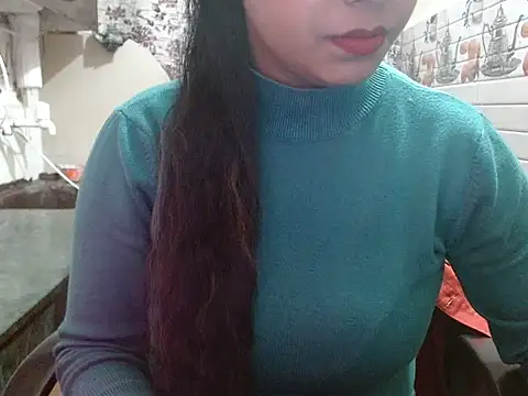 LovingPihu online show from February 2026 06:23:01 AM