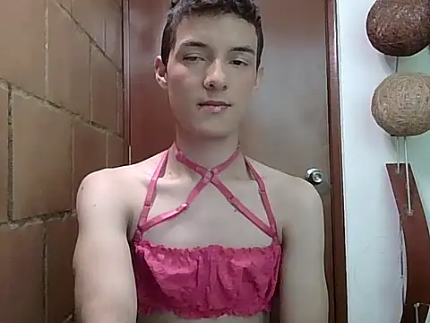 Snapshot of andys_26 chatting on April 2026 06:56:01 PM andys 26 online show from April 2026 06:56:01 PM