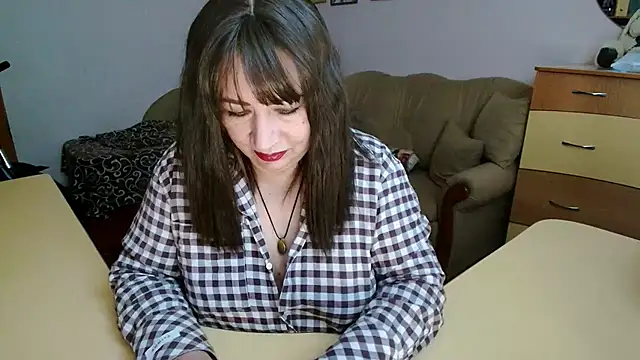 Lucretia Goldi  online show from June 2026 10:19:02 PM