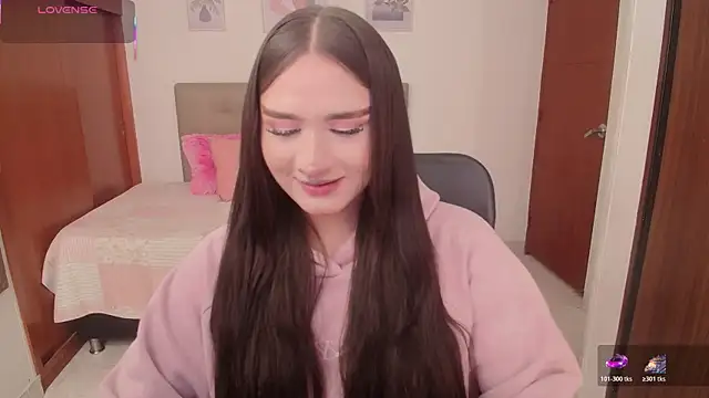 Snapshot of Miley_Baker chatting on December 2025 03:53:01 PM Miley Baker online show from December 2025 03:53:01 PM