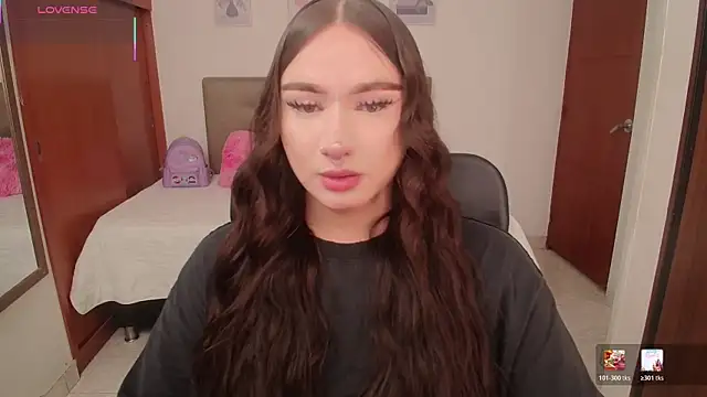 Snapshot of Miley_Baker chatting on February 2026 01:17:01 PM Miley Baker online show from February 2026 01:17:01 PM