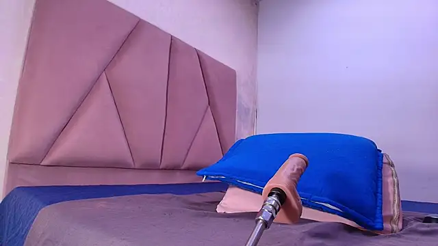 Snapshot of lay_navas chatting on September 2025 07:14:02 PM lay navas online show from September 2025 07:14:02 PM