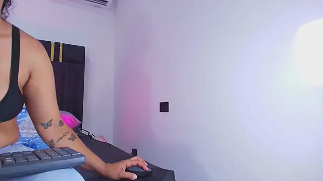 Snapshot of lay_navas chatting on December 2025 07:20:02 PM lay navas online show from December 2025 07:20:02 PM