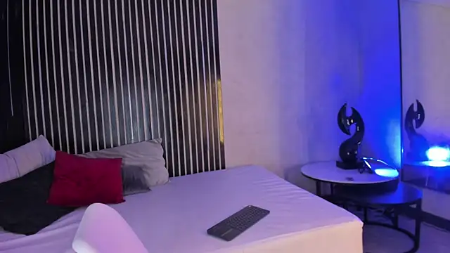 GraceCartier online show from December 2024 04:08:02 PM