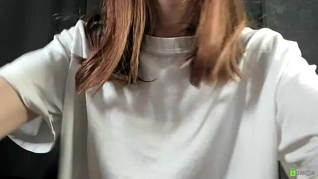 Courtney Luv online show from November 2025 02:06:02 PM