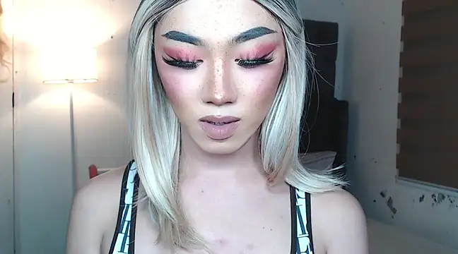 Local Hoelyx online show from March 2025 12:25:01 PM