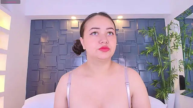 AnaisClark online show from January 2025 11:33:02 AM