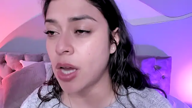 Snapshot of Nicolle_W chatting on March 2025 11:56:01 AM Nicolle W online show from March 2025 11:56:01 AM