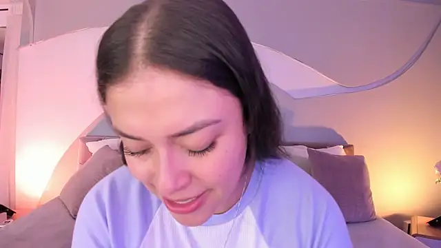 Snapshot of Nicolle_W chatting on September 2025 11:54:02 AM Nicolle W online show from September 2025 11:54:02 AM