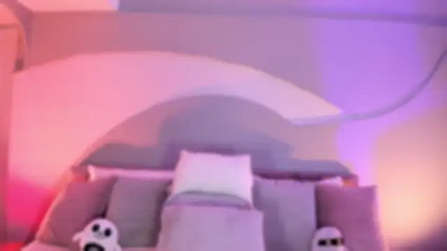 Snapshot of Nicolle_W chatting on October 2025 11:52:02 AM Nicolle W online show from October 2025 11:52:02 AM