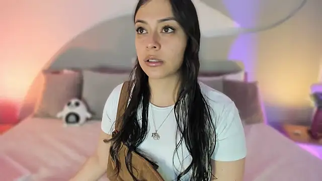 Snapshot of Nicolle_W chatting on October 2025 11:53:01 AM Nicolle W online show from October 2025 11:53:01 AM