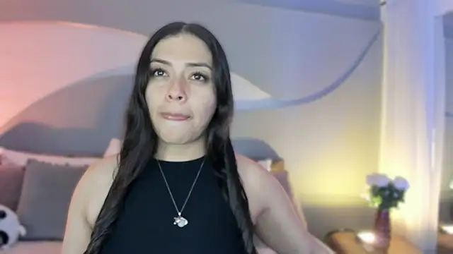 Snapshot of Nicolle_W chatting on October 2025 11:54:02 AM Nicolle W online show from October 2025 11:54:02 AM