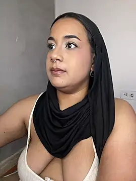 Maryam yamal online show from February 2025 09:25:02 PM