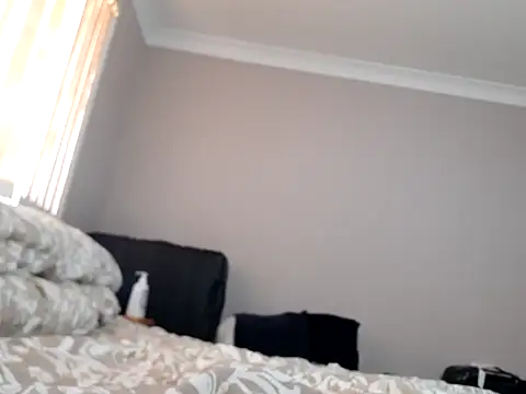 AmateurGuy23 online show from February 2025 01:30:02 AM